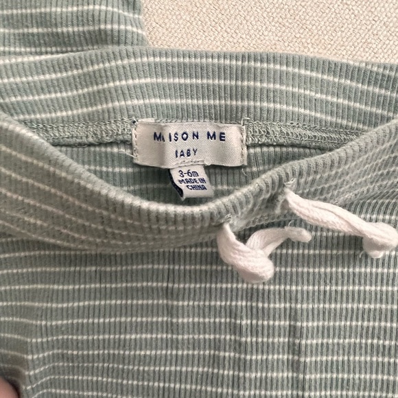 Maison Me Ribbed Striped Set - Picture 2 of 3